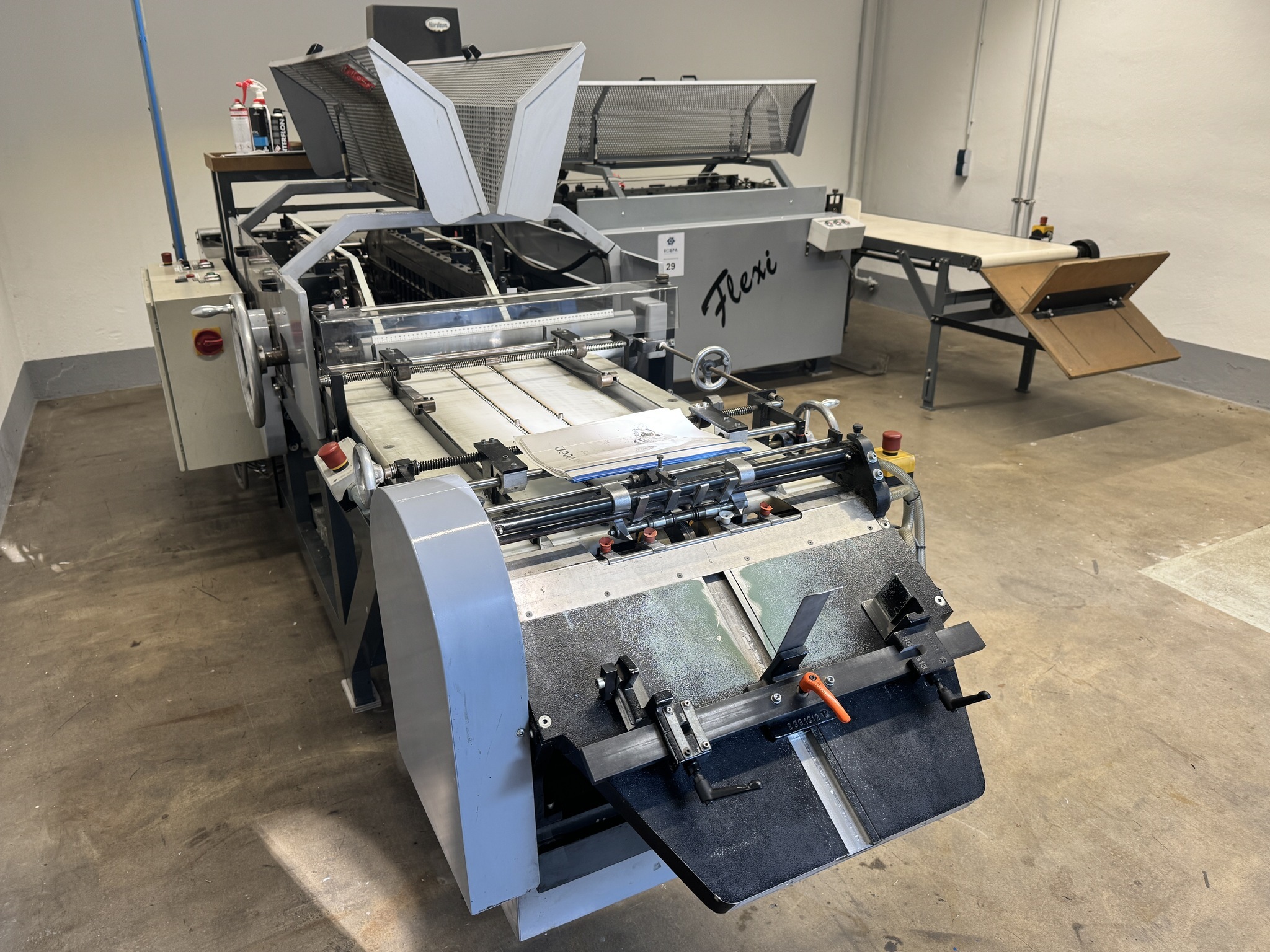 Offer 385030, a OOSTVEEN INTEGRAL CEILING MACHINE from 2003