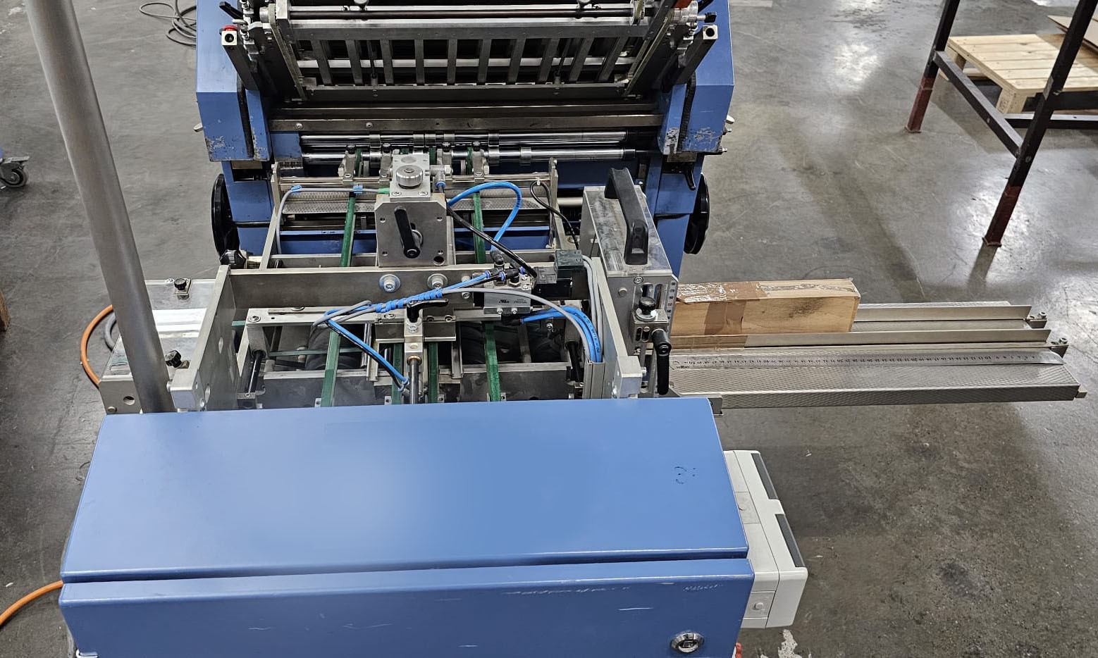 Offer 384195, a HERZOG + HEYMANN X 300 from 2008