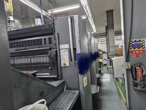Offer 381050, a HEIDELBERG SM 102-4P (2000+) from 2005
