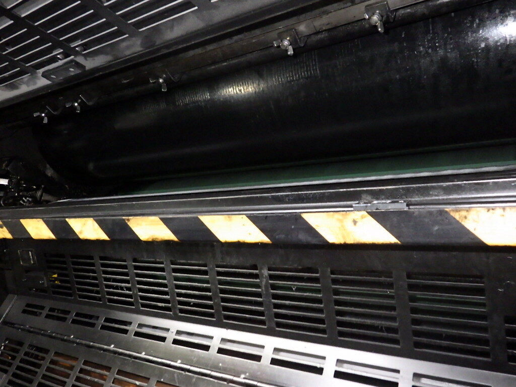 Offer 384504, a KOMORI LP 44 from 1992