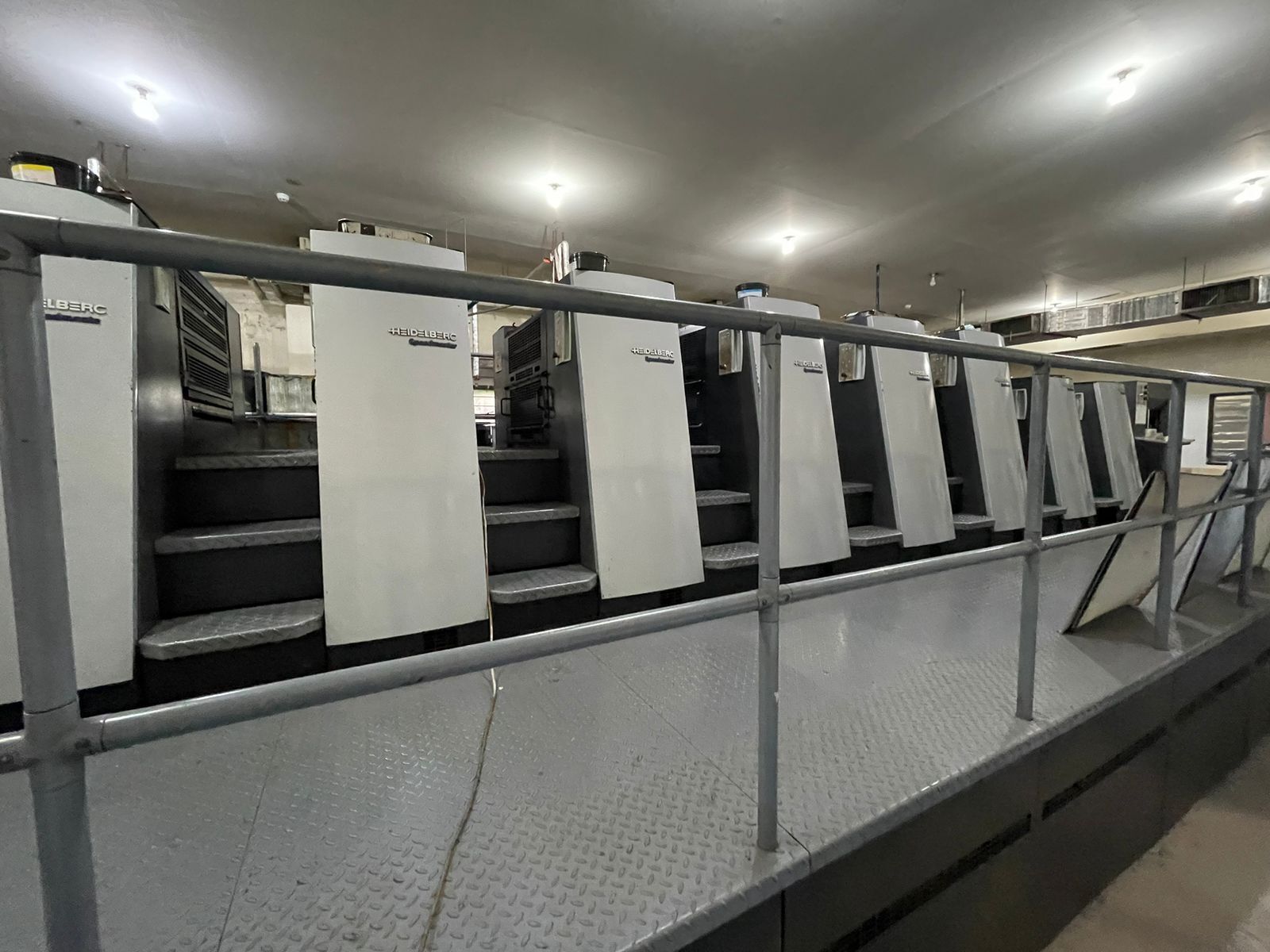 Offer 383150, a HEIDELBERG XL 75-6+LYYLX-F from 2009