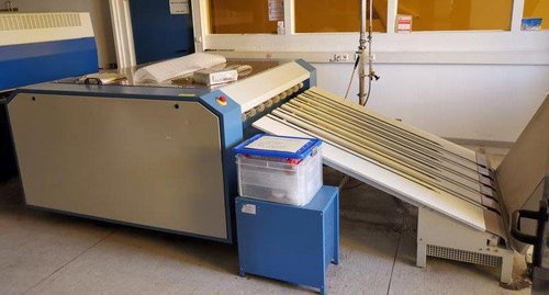 Offer 338626, a LUESCHER XPOSE 230 UV from 2012