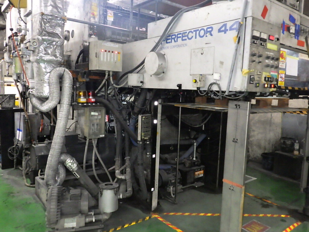Offer 384504, a KOMORI LP 44 from 1992