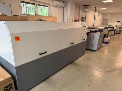 Offer 384339, a KODAK MAGNUS 800 QUANTUM from 2006
