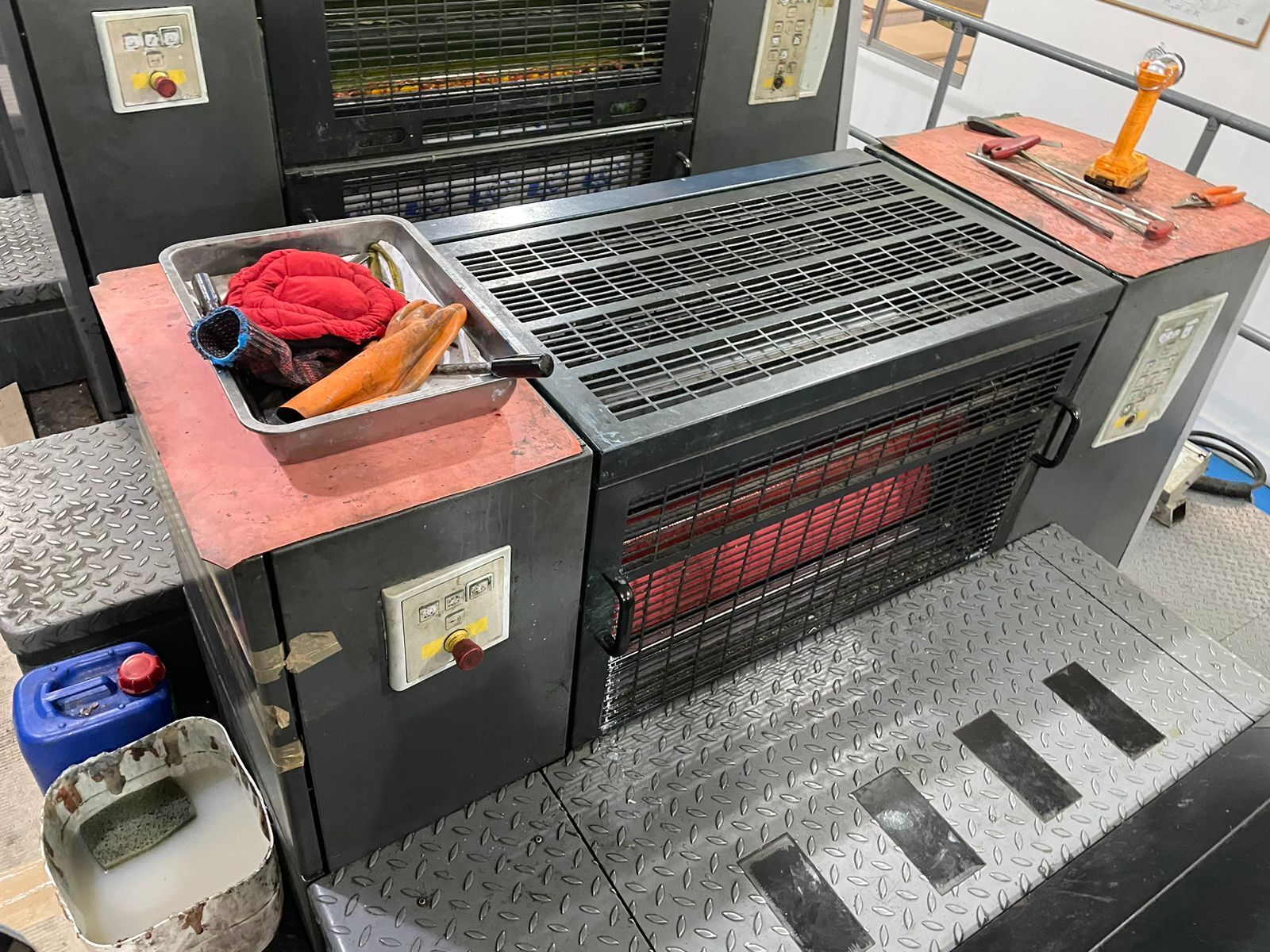 Offer 383150, a HEIDELBERG XL 75-6+LYYLX-F from 2009