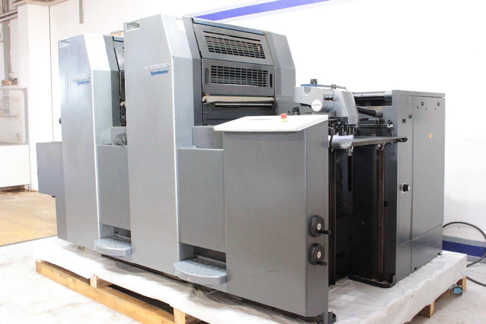Offer 381779, a HEIDELBERG SM 52-2 from 2005