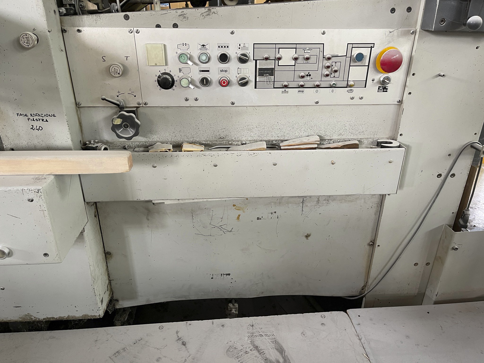 Offer 361915, a BOBST SP 102-E from 1983