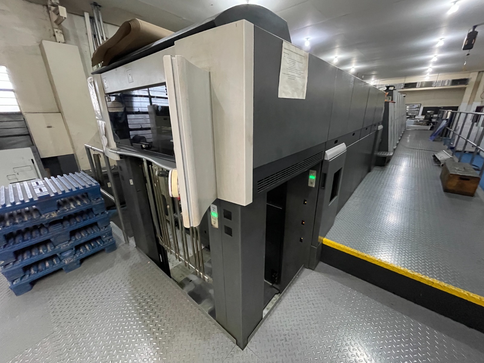 Offer 383150, a HEIDELBERG XL 75-6+LYYLX-F from 2009