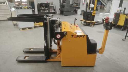 Offer 377884, a DIESSE TOPPY from 2002