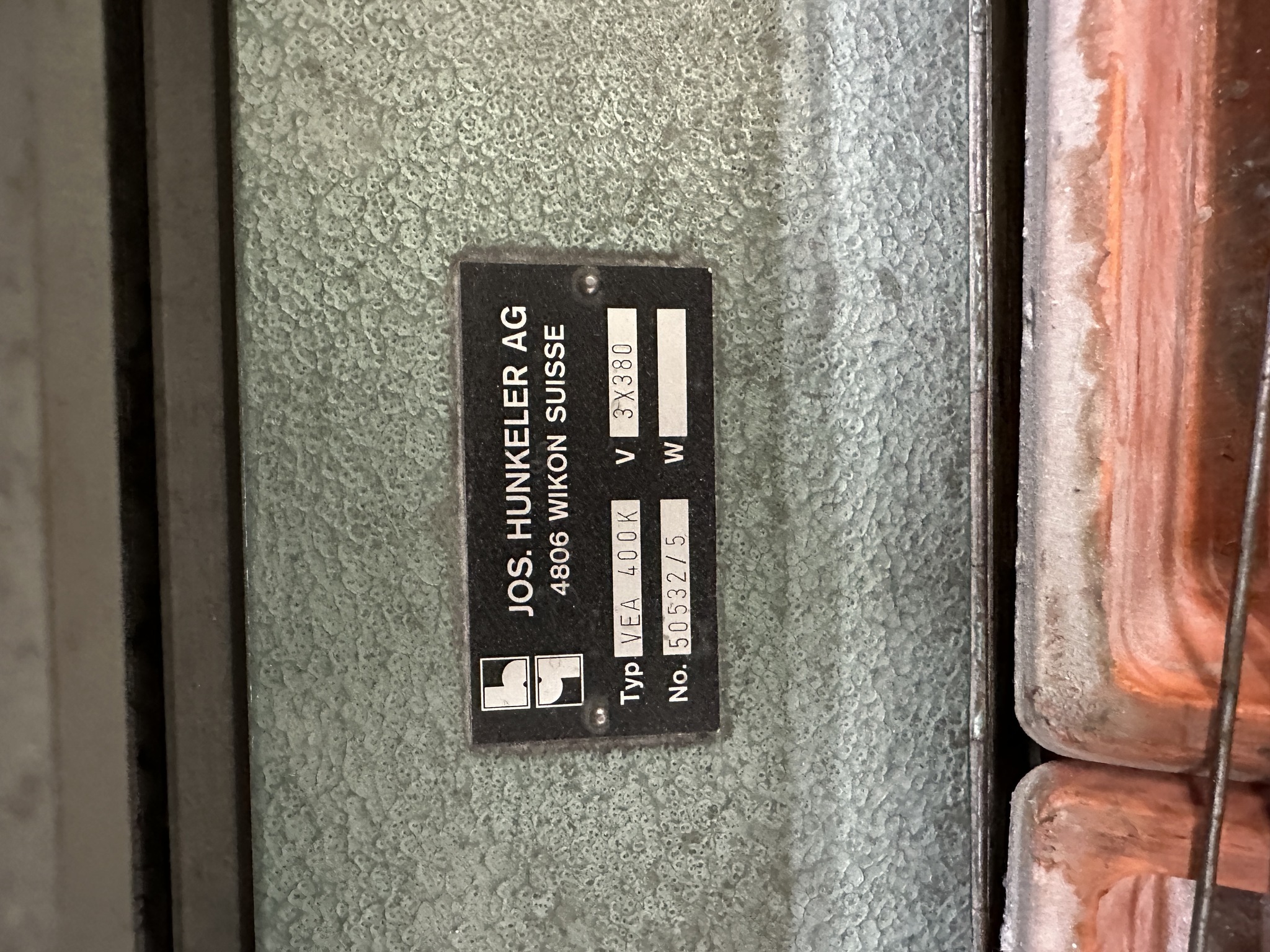 Offer 385080, a HUNKELER VEA 400 from 1990