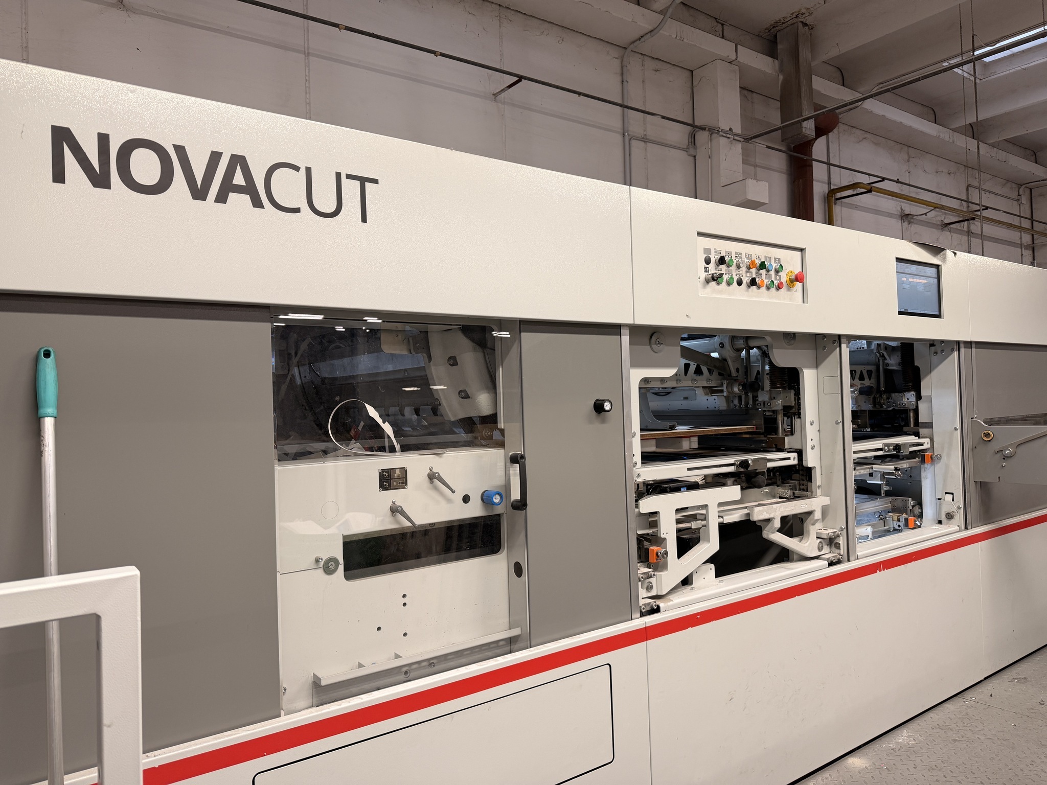 Offer 384520, a BOBST NOVACUT 106 ER 3.0 from 2025