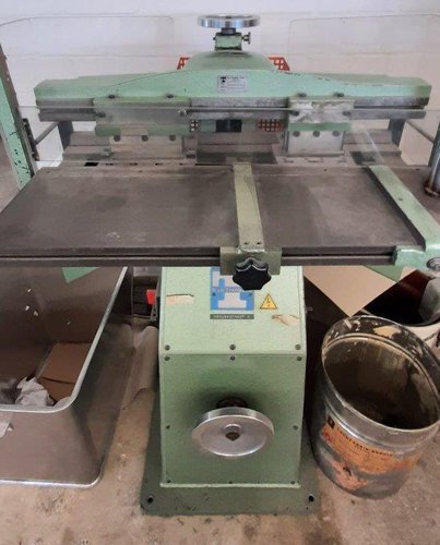 Offer 368370, a TRAENKLEIN USM 900 from 1986