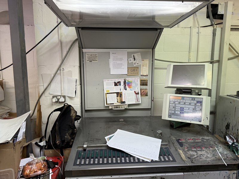Offer 384625, a KOMORI LITHRONE LS 529 from 2006
