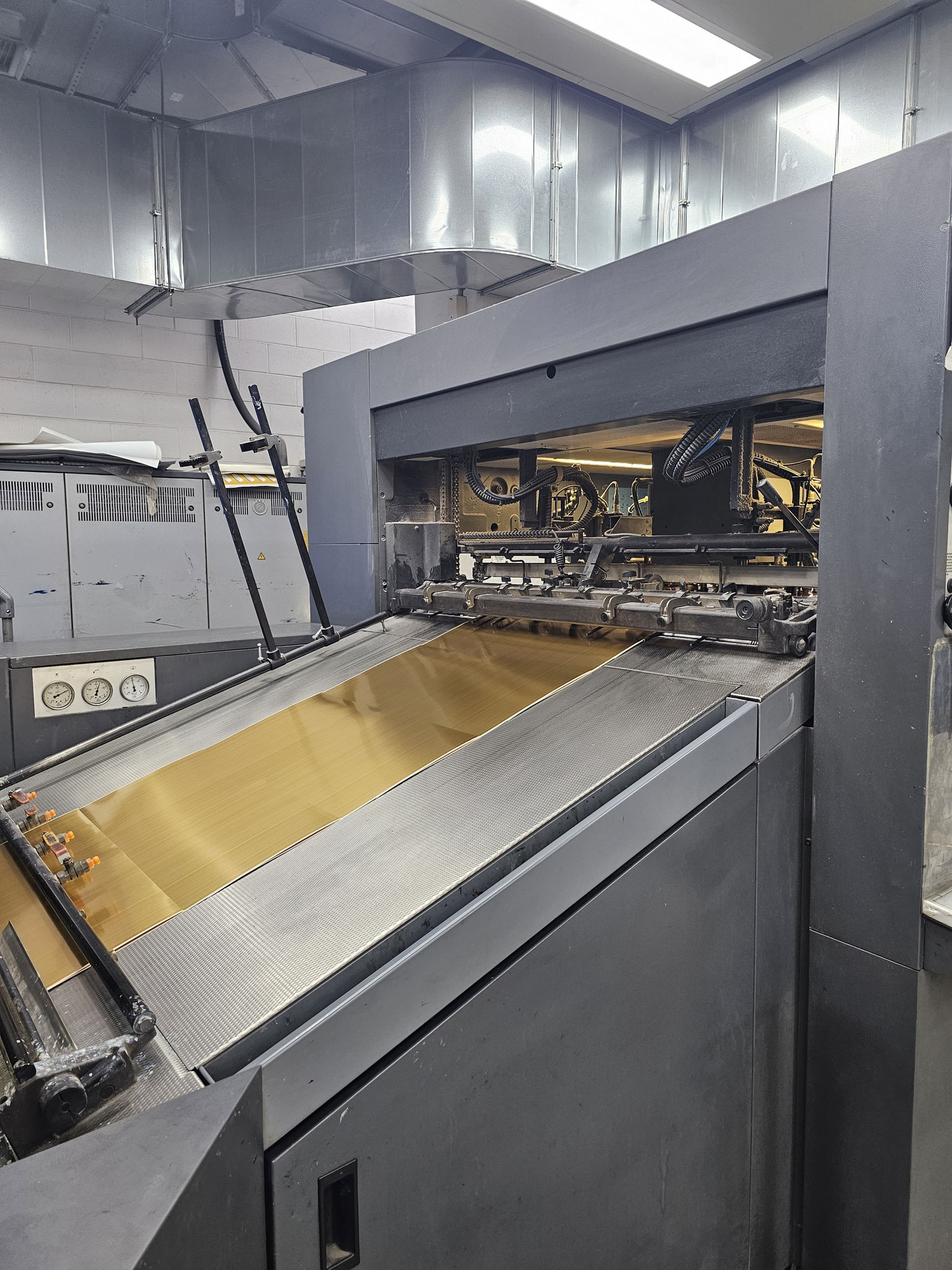 Offer 384429, a HEIDELBERG CD 102-6+LX (2000+) from 2013
