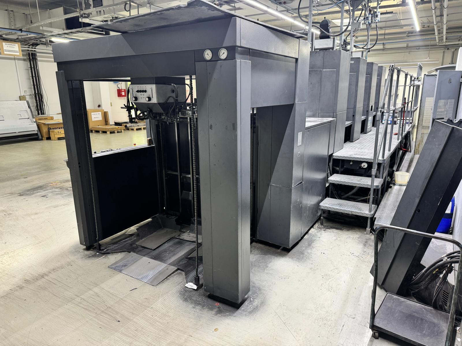 Offer 384333, a HEIDELBERG SM 102-4P (2000+) from 2006