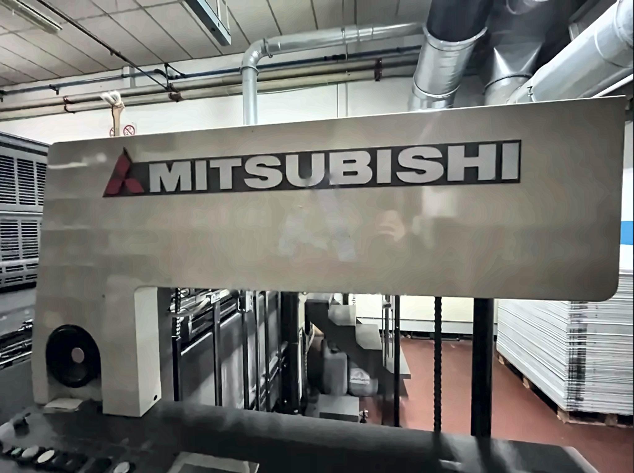 Offer 384776, a MITSUBISHI D 3000 LX 5 from 2005