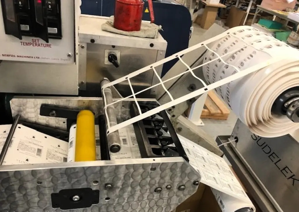 Offer 384221, a NEWFOIL 5000 MK II from 2000