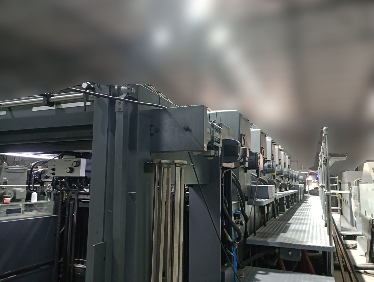 Offer 383607, a HEIDELBERG CD 102-6+L  (2000+) from 2002