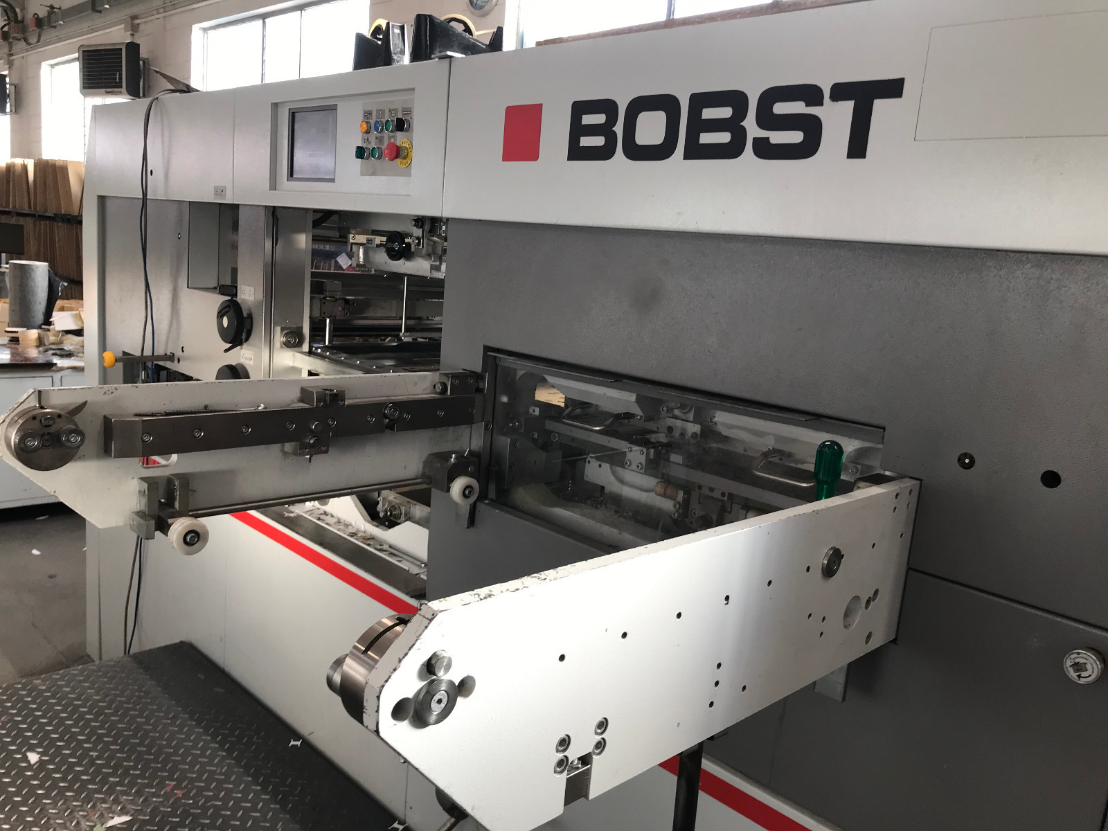 Offer 378985, a BOBST NOVACUT 106-E from 2016
