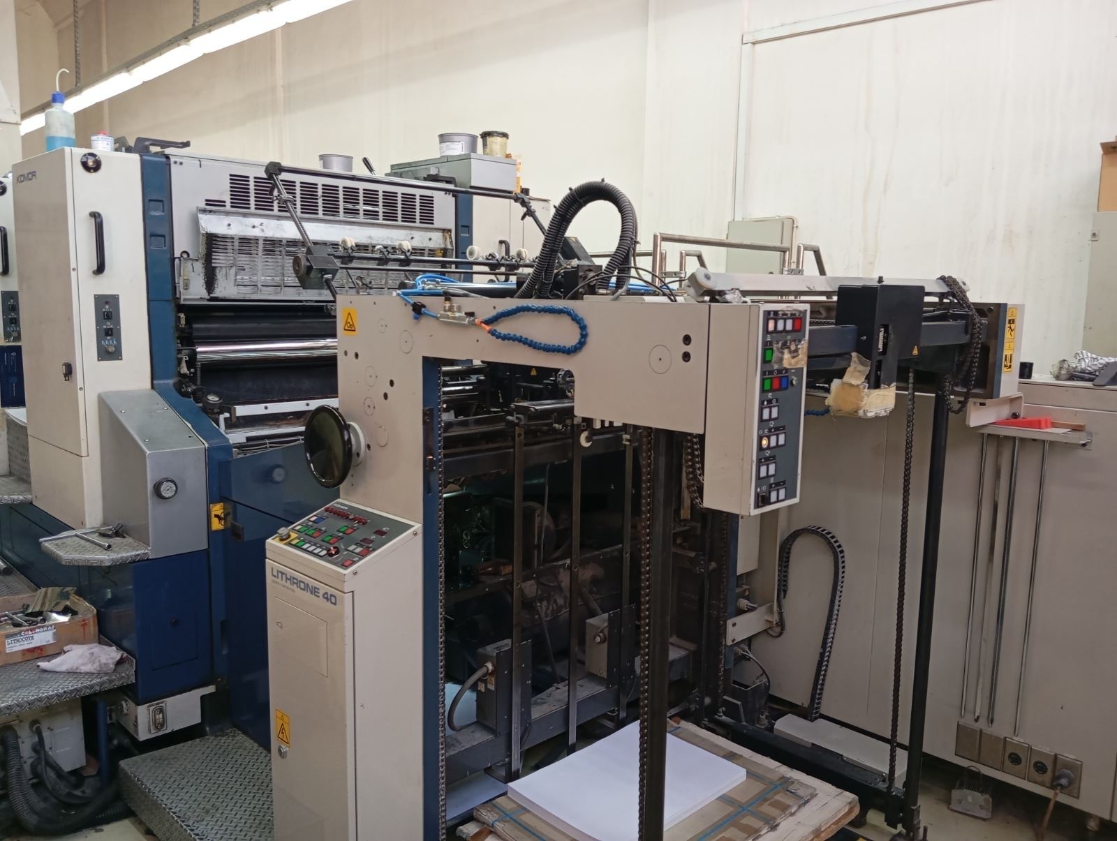 Offer 385026, a KOMORI LITHRONE 440 from 1998