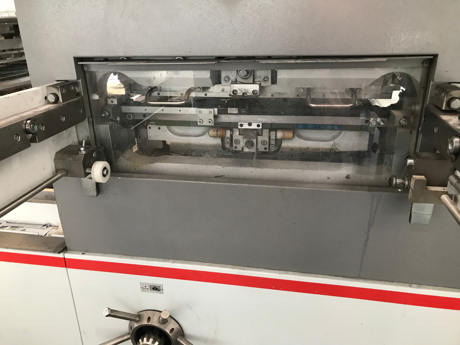 Offer 378985, a BOBST NOVACUT 106-E from 2016