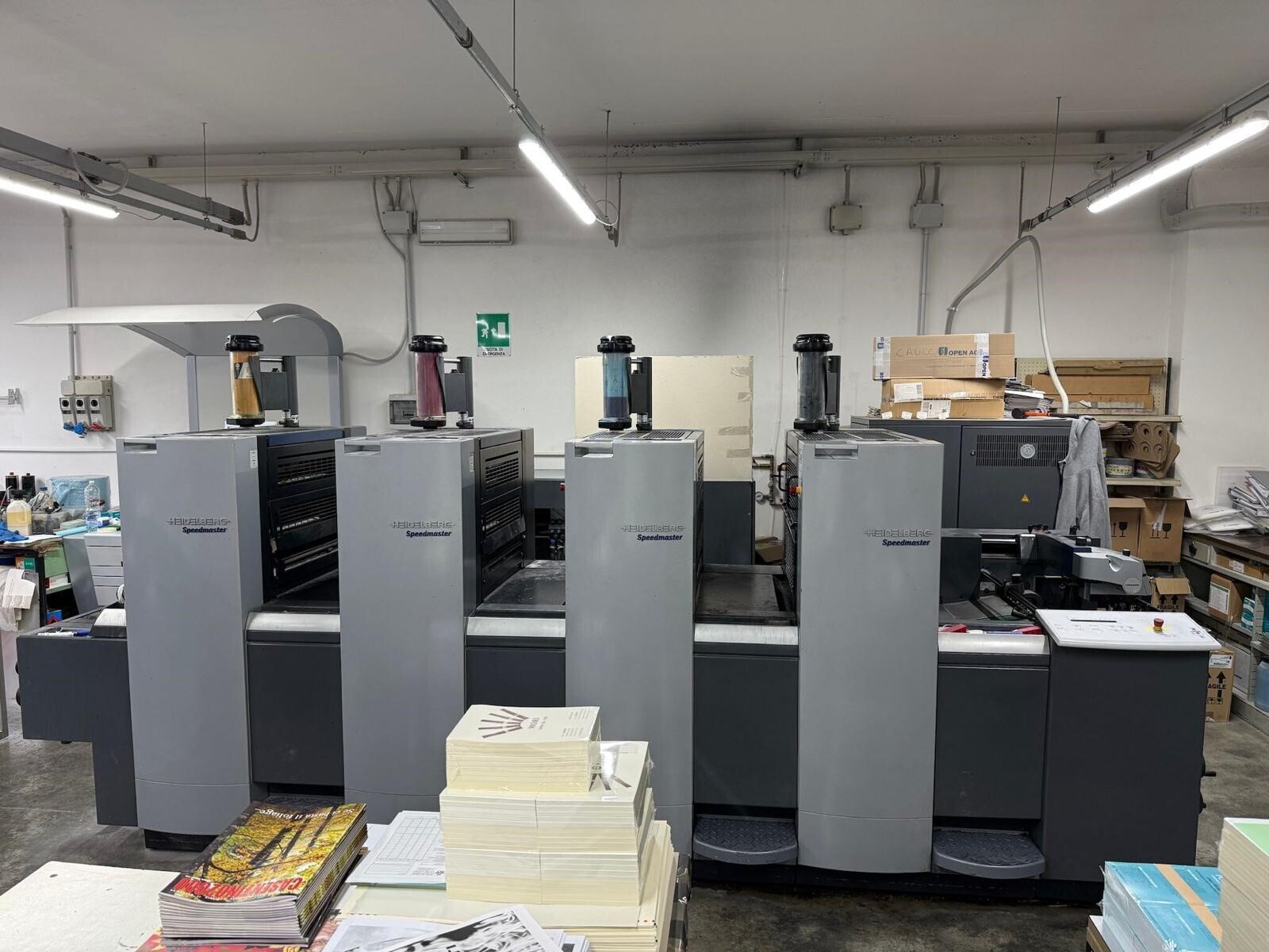 Offer 384054, a HEIDELBERG SM 52-4 ANICOLOR from 2011