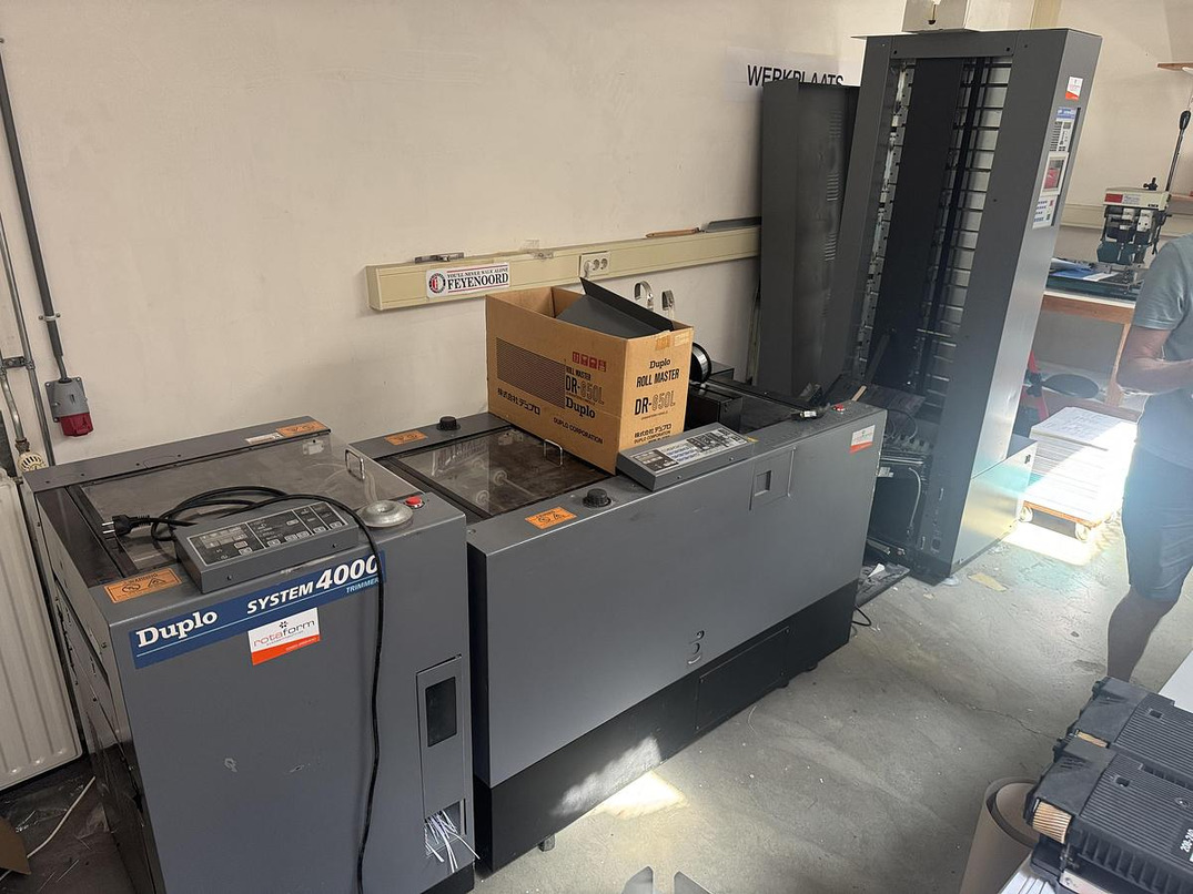 Offer 384934, a DUPLO SYSTEM 4000 from 2005