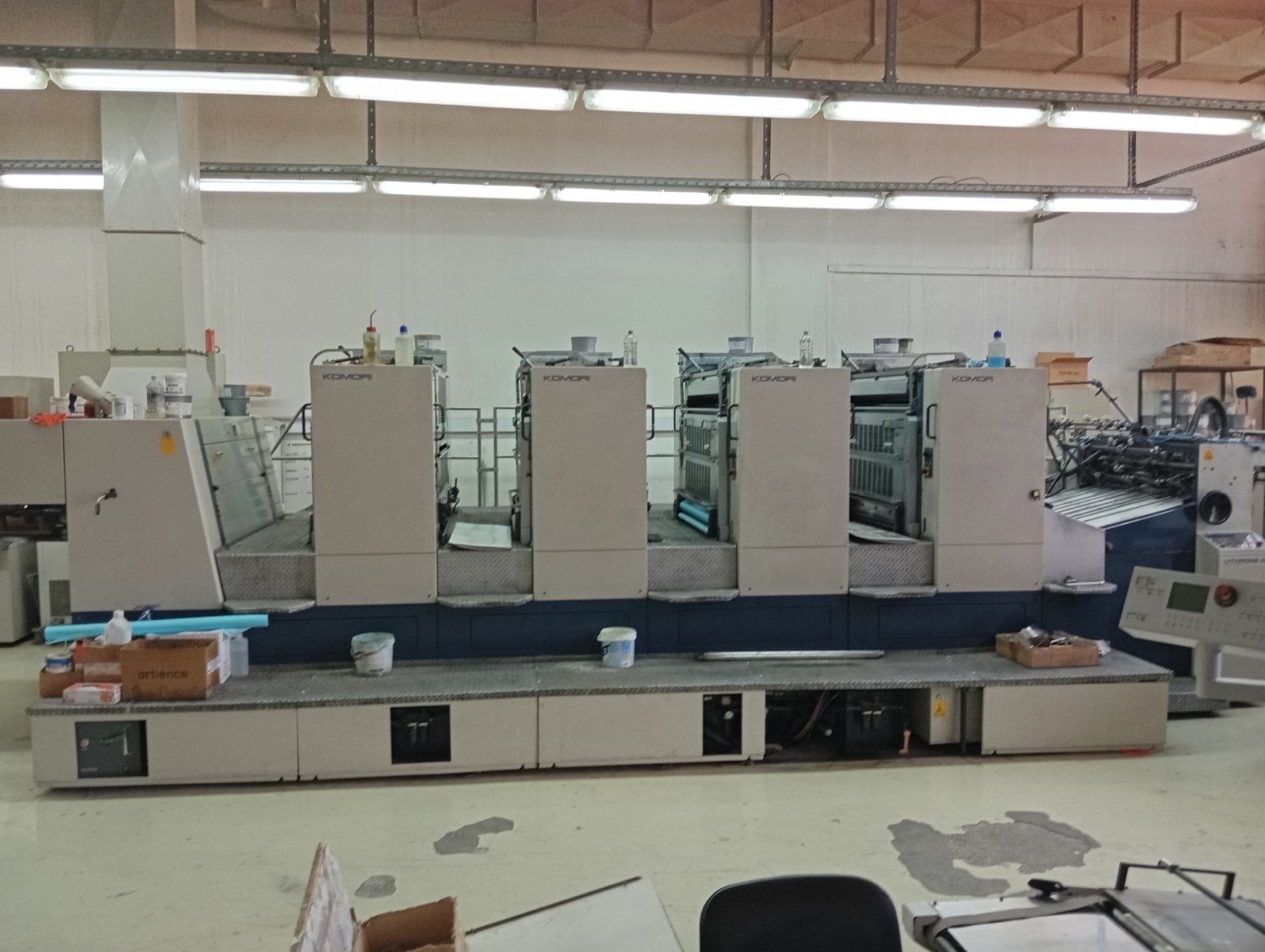 Offer 385026, a KOMORI LITHRONE 440 from 1998