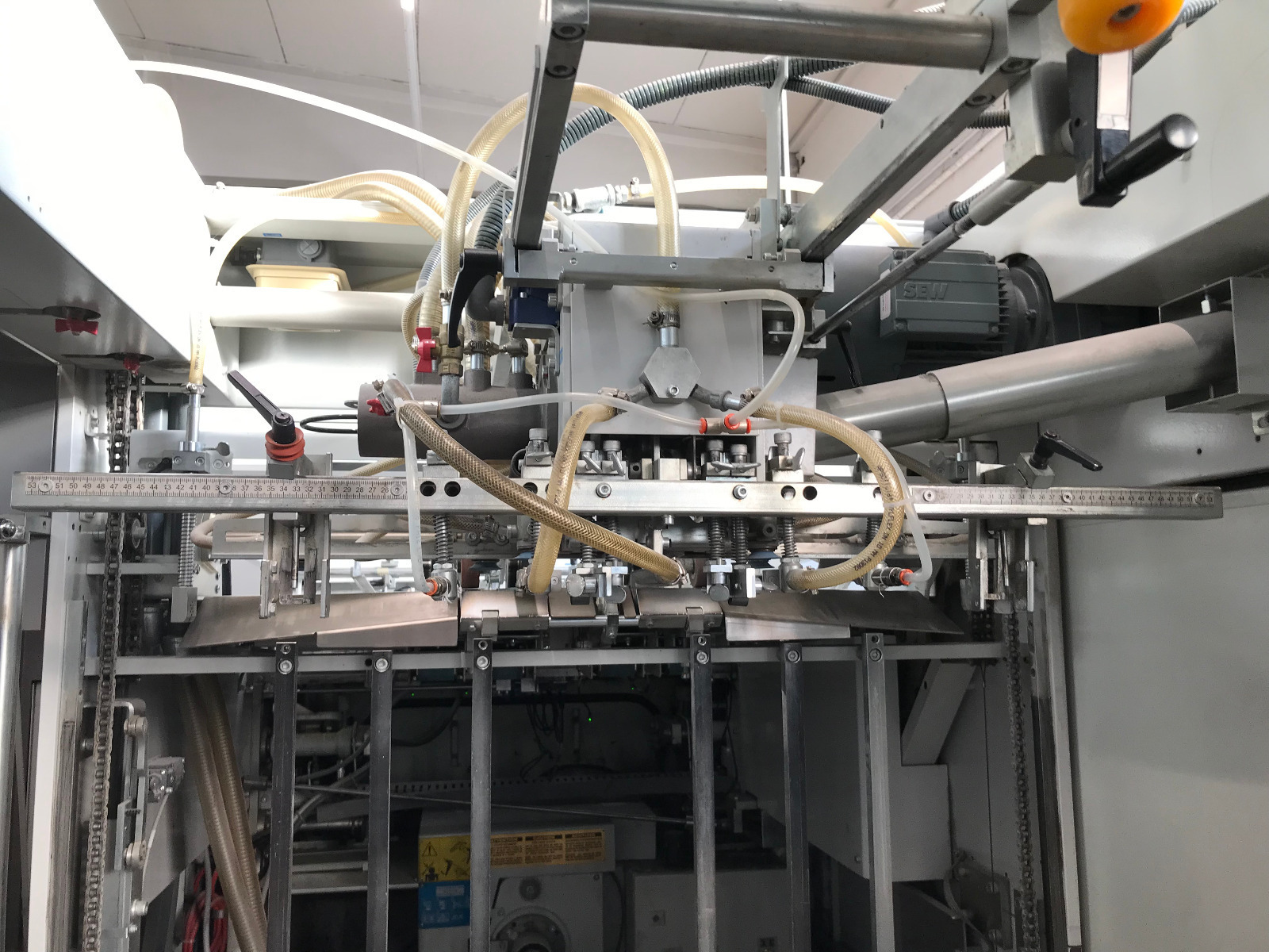Offer 378985, a BOBST NOVACUT 106-E from 2016