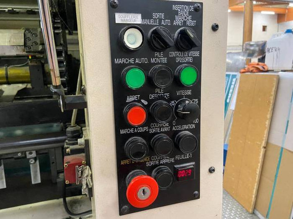 Offer 385013, a NIKKO ARROW CUT N105 XR from 2002