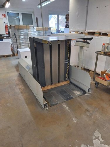 Offer 359768, a BUSCH SWH 90 from 1999